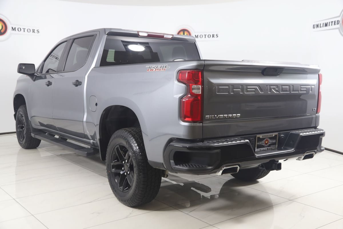 Used 2021 Chevrolet Silverado 1500 LT Trail Boss AWD/4WD image 4