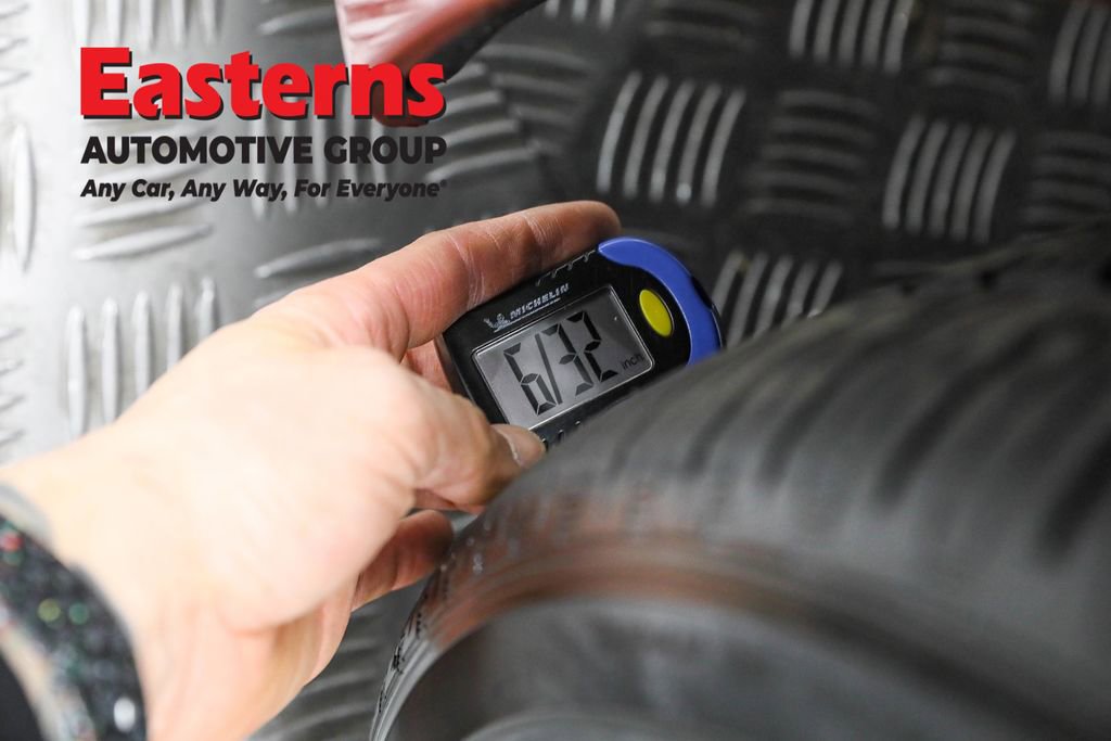 Used 2025 Toyota Camry SE w/ Convenience Package image 45