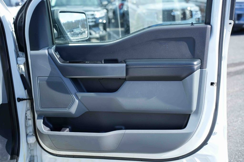 Used 2022 Ford F150 XLT w/ Trailer Tow Package image 17