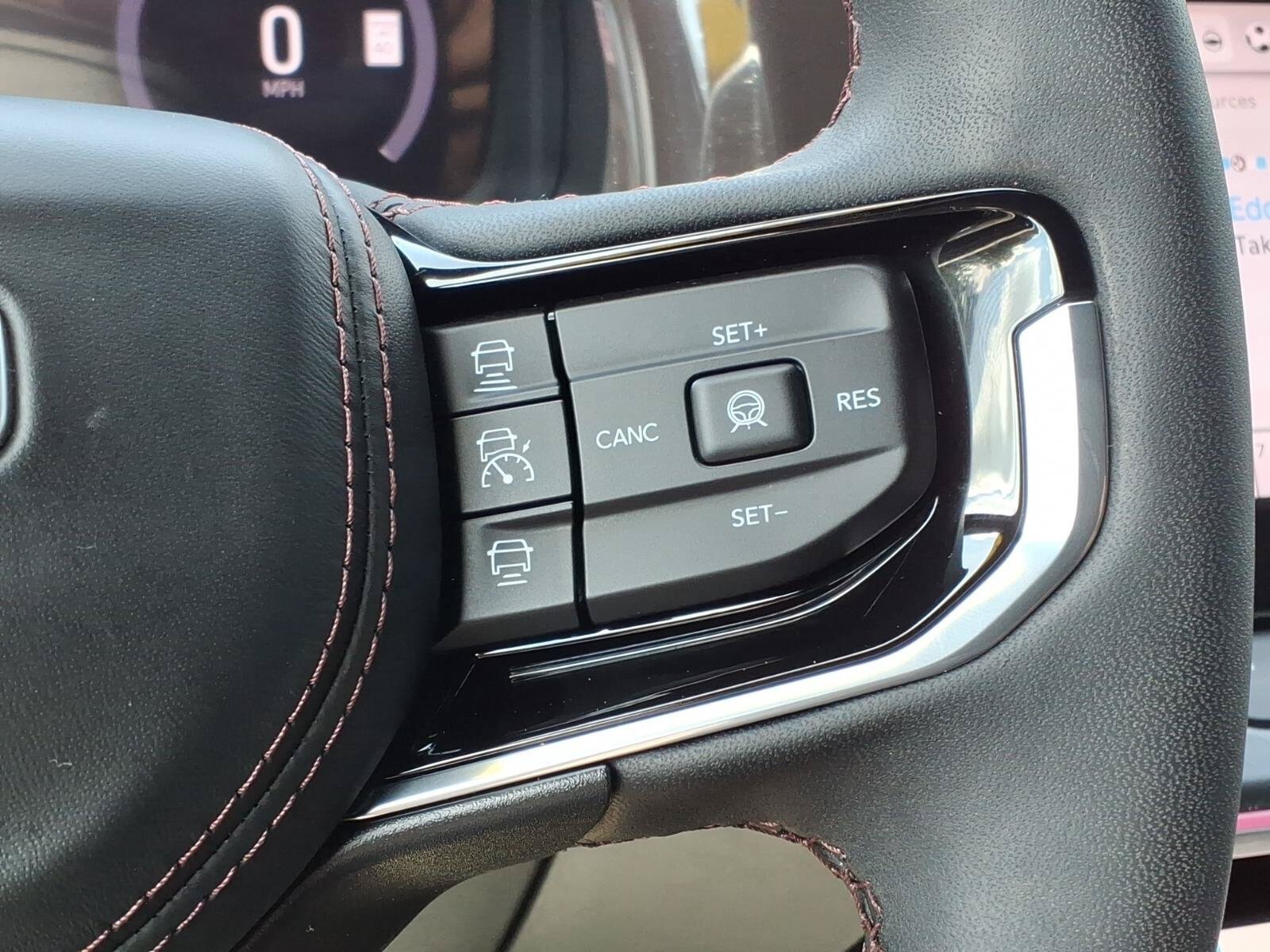 Used 2025 Jeep Wagoneer S Limited AWD/4WD image 20