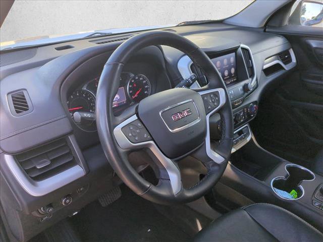 Used 2024 GMC Terrain SLT image 10