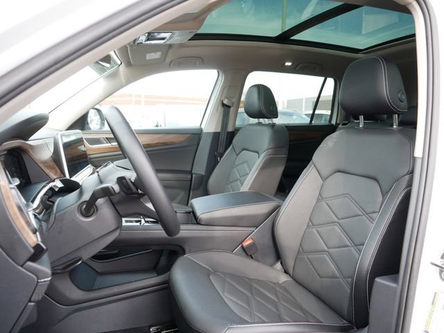 Certified 2025 Volkswagen Atlas SE w/ Panoramic Sunroof Package image 15