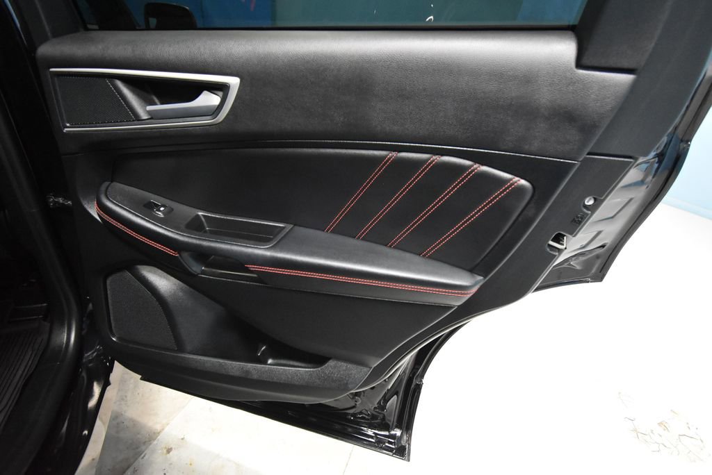 Used 2024 Ford Edge ST-Line AWD/4WD image 30