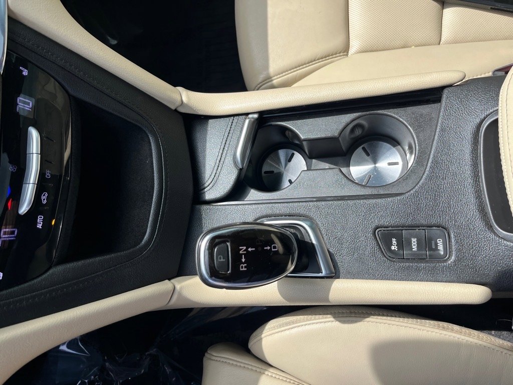 Used 2017 Cadillac XT5 Luxury w/ Driver Awareness Package image 15