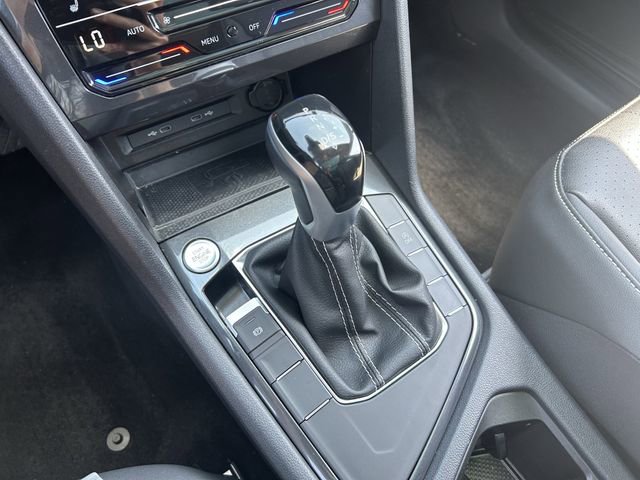 Certified 2023 Volkswagen Tiguan SE w/ Panoramic Sunroof Package FWD image 15