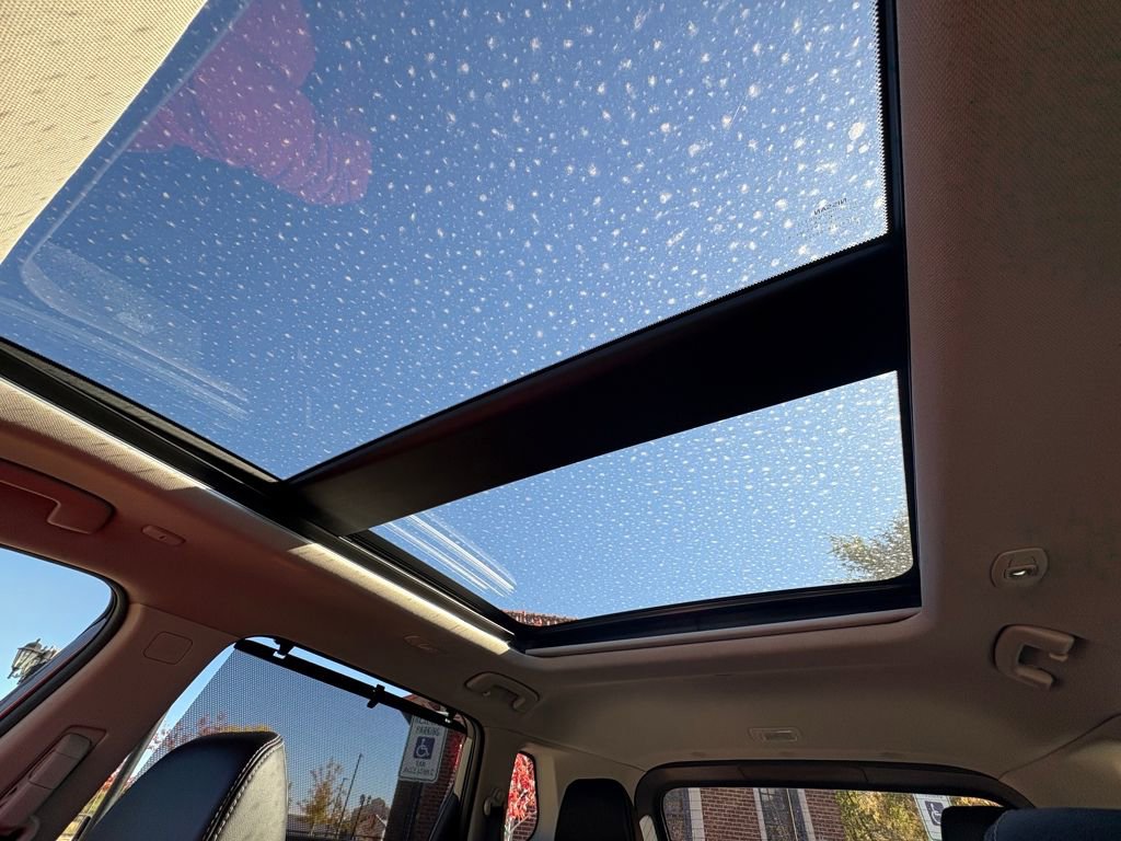 Used 2023 Nissan Rogue SL w/ SL Premium Package image 33