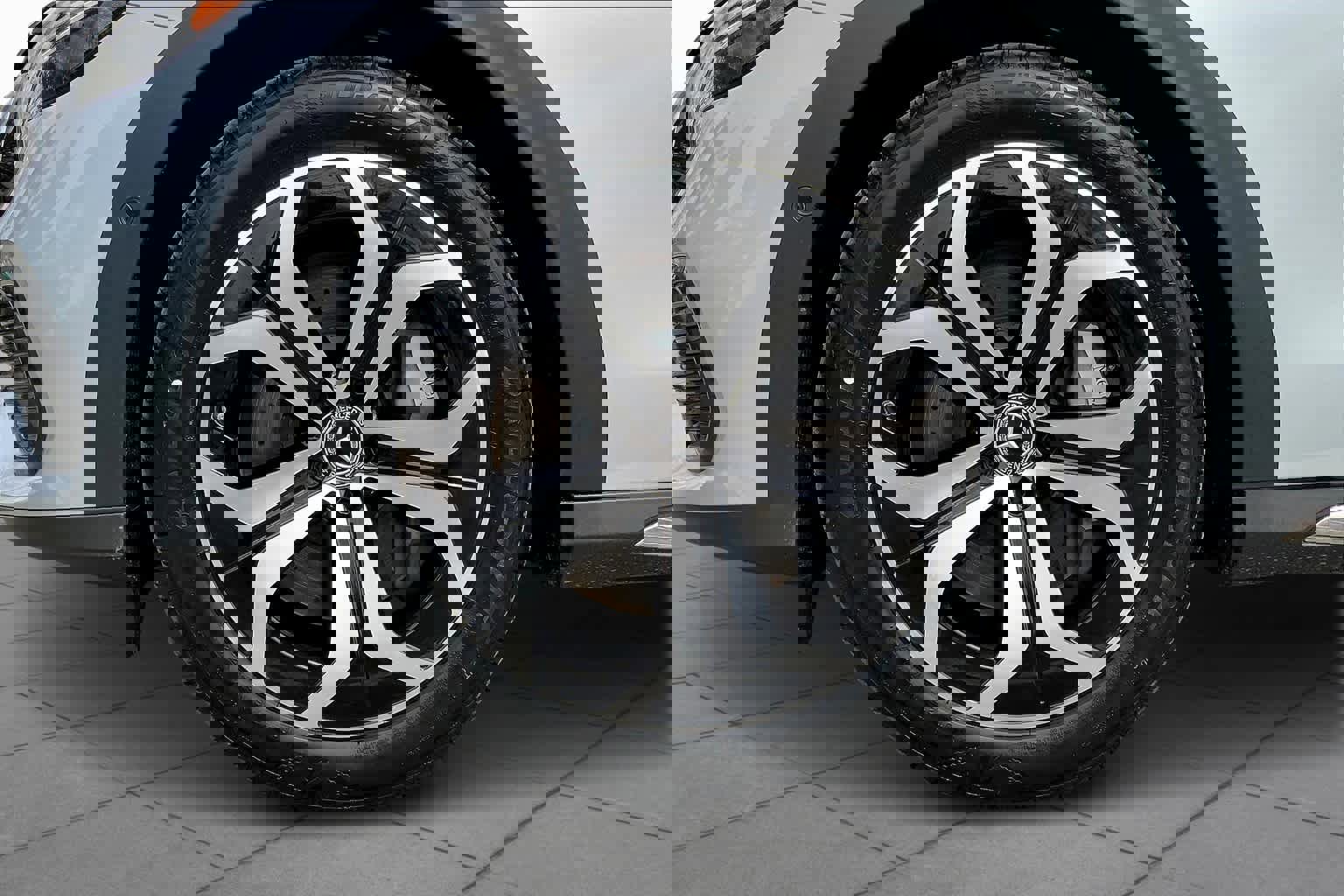 New 2025 Mercedes-Benz E 450 4MATIC All-Terrain Wagon image 15