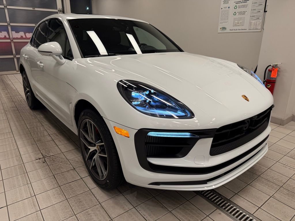 New 2026 Porsche Macan S AWD/4WD image 9