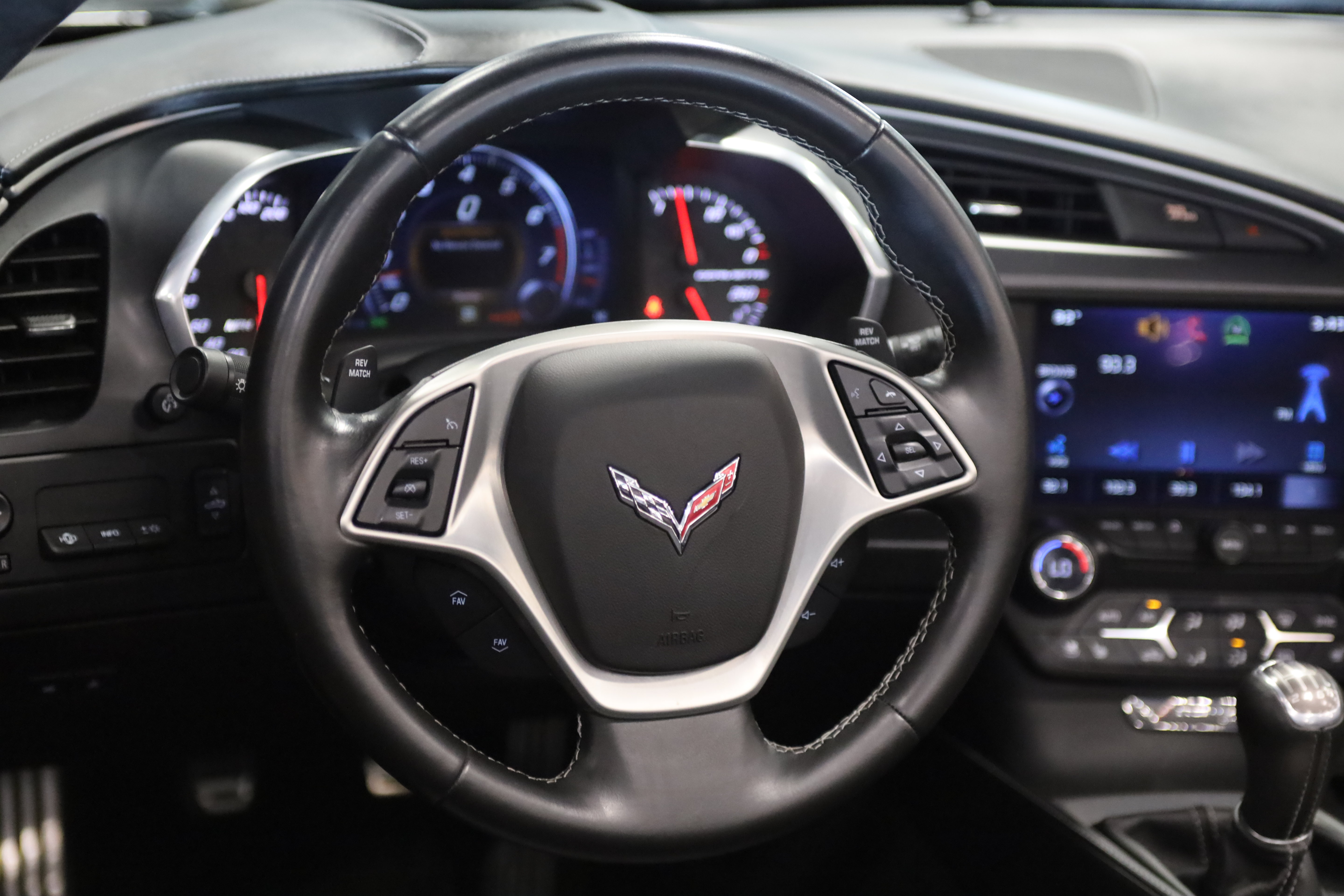 Used 2015 Chevrolet Corvette Stingray Convertible w/ 3LT Preferred Equipment Group RWD image 32