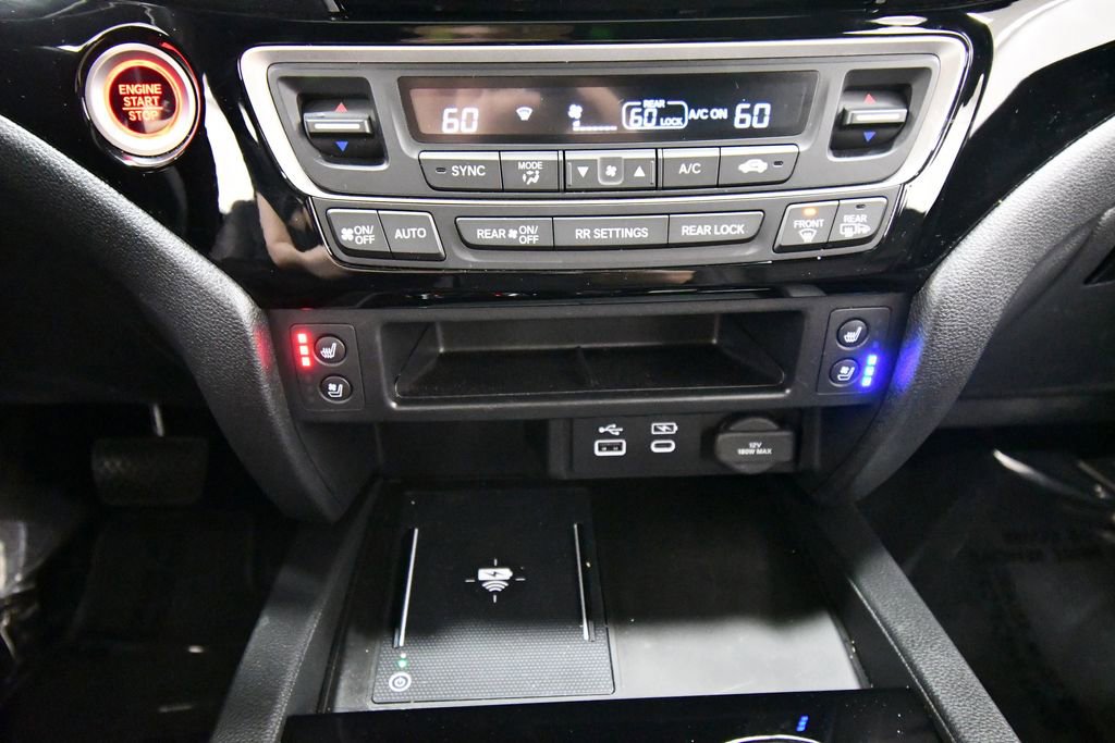 Certified 2025 Honda Ridgeline Black Edition image 27