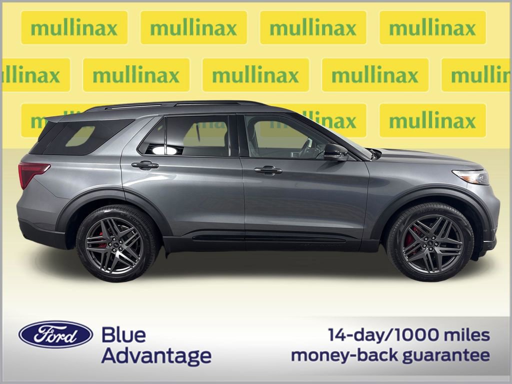 Certified 2023 Ford Explorer ST w/ Equipment Group 401A image 4