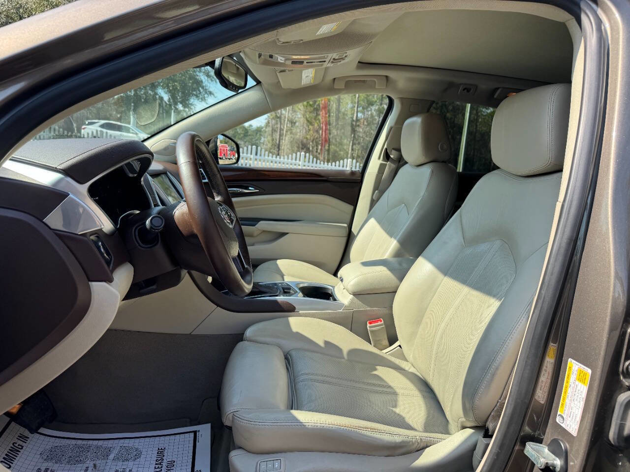 Used 2014 Cadillac SRX Luxury image 10