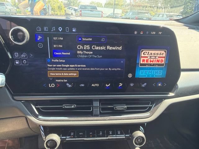 Certified 2025 Chevrolet Equinox EV RS FWD image 21
