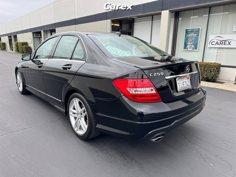 Used 2014 Mercedes-Benz C 250 Sedan image 8