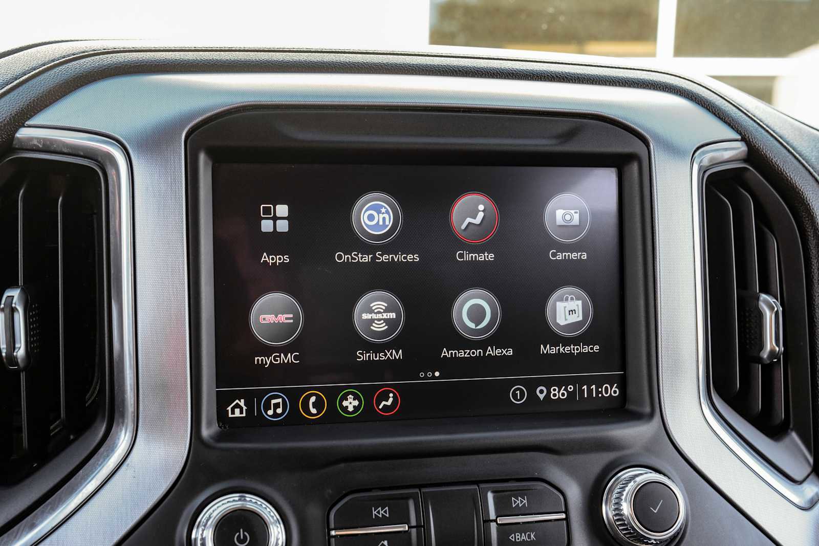 Used 2020 GMC Sierra 1500 SLT image 28