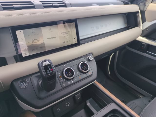 Used 2023 Land Rover Defender 110 X-Dynamic SE AWD/4WD image 11