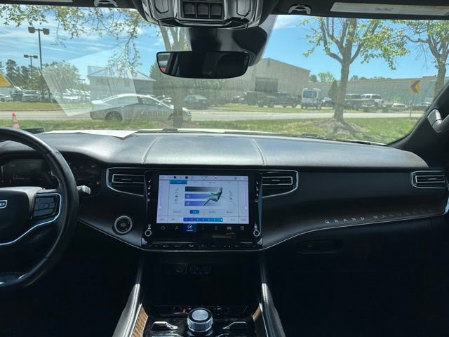 Used 2023 Jeep Grand Wagoneer 4WD image 27