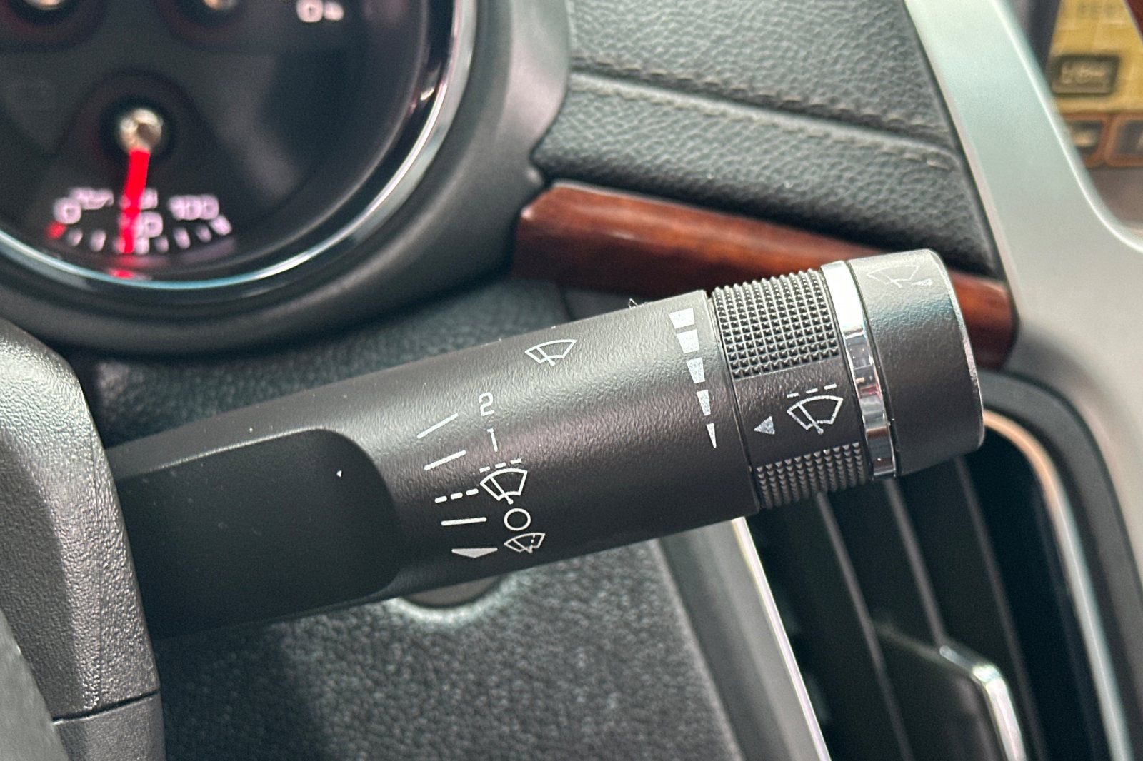 Used 2008 Cadillac CTS 3.6 w/ Luxury Level Two Package RWD image 22