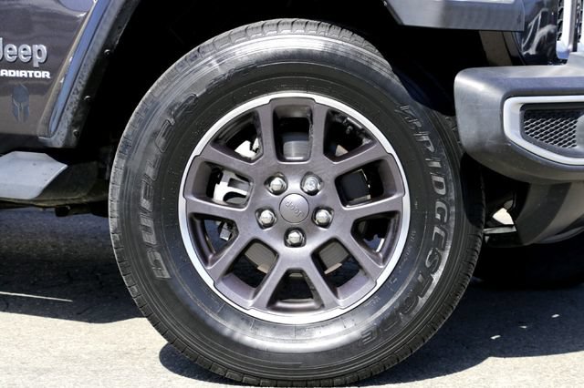 Used 2021 Jeep Gladiator Overland w/ Popular Equipment Package AWD/4WD image 2