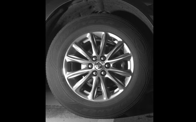 Used 2023 Buick Enclave Essence image 8