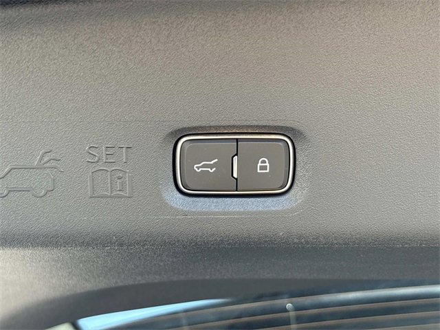 New 2025 Lincoln Navigator L Reserve image 13