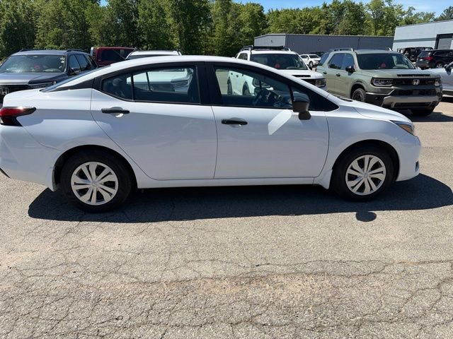 Used 2025 Nissan Versa S w/ Trunk Package FWD image 7