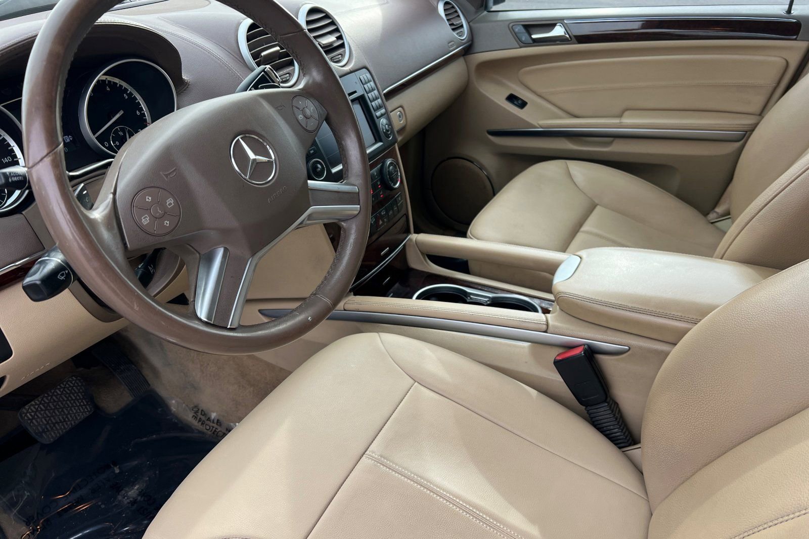Used 2012 Mercedes-Benz GL 450 4MATIC image 7