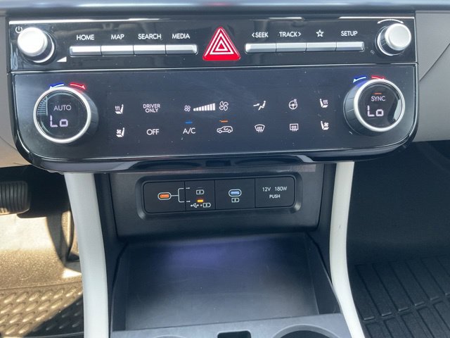Used 2025 Hyundai Tucson Limited AWD/4WD image 31