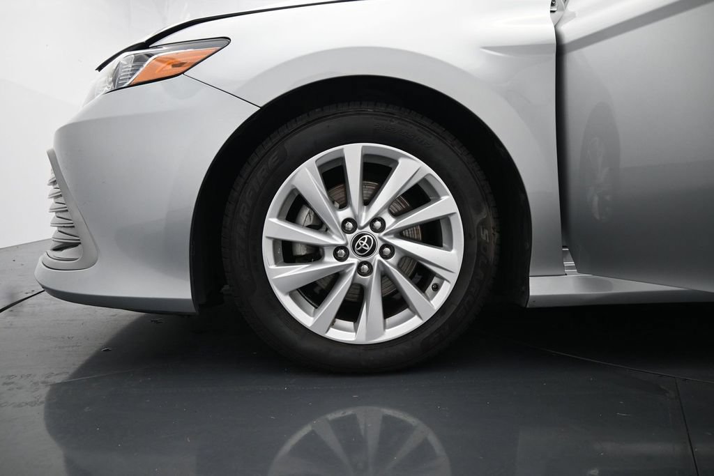 Used 2023 Toyota Camry LE FWD image 13