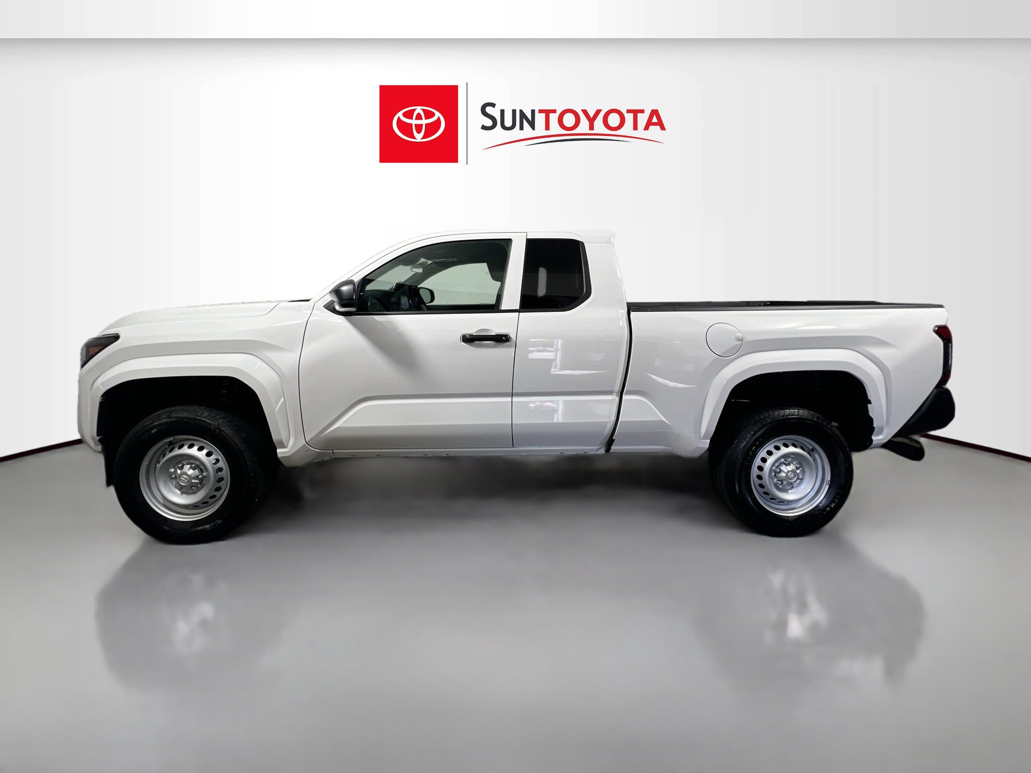 Used 2024 Toyota Tacoma SR w/ Towing Package AWD/4WD image 30