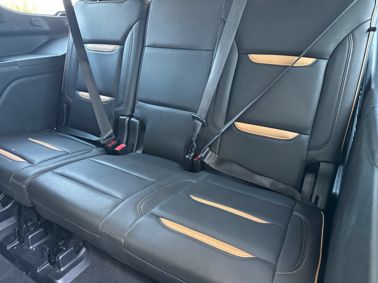 Used 2021 GMC Yukon AT4 AWD/4WD image 18