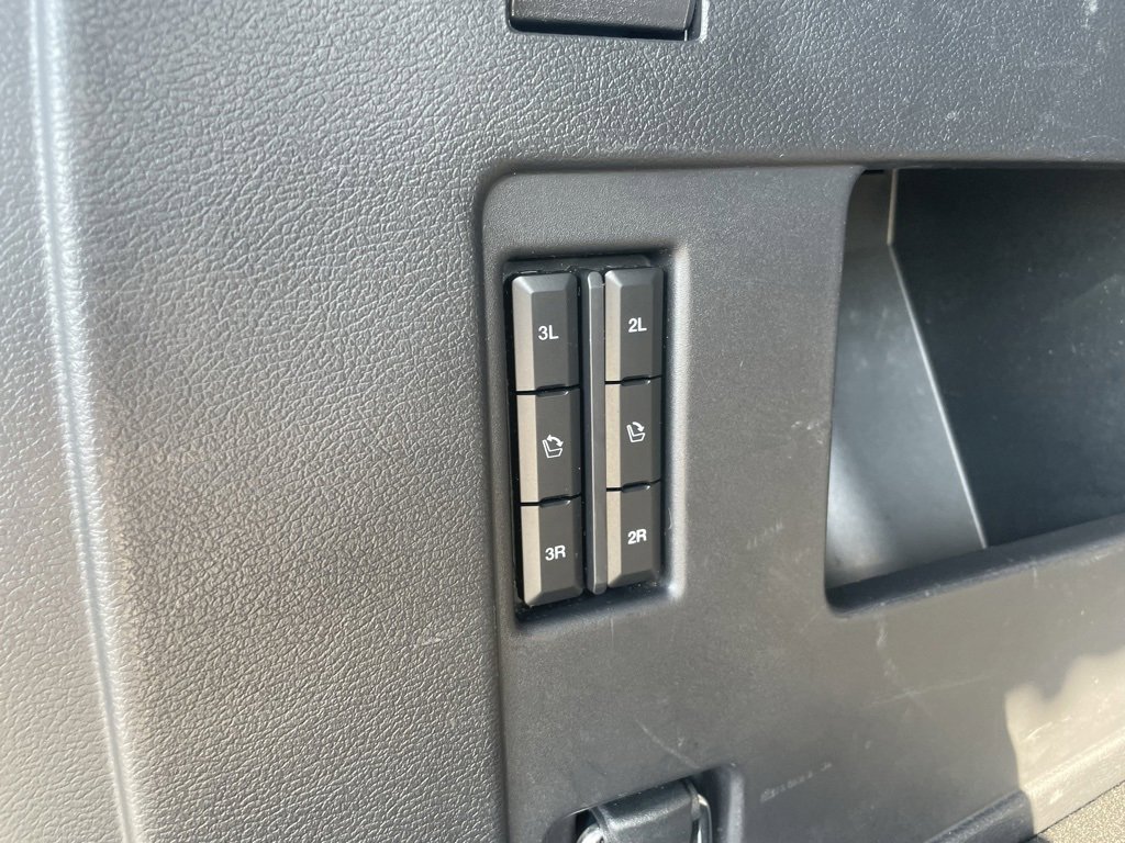 Used 2023 Ford Expedition Limited image 39