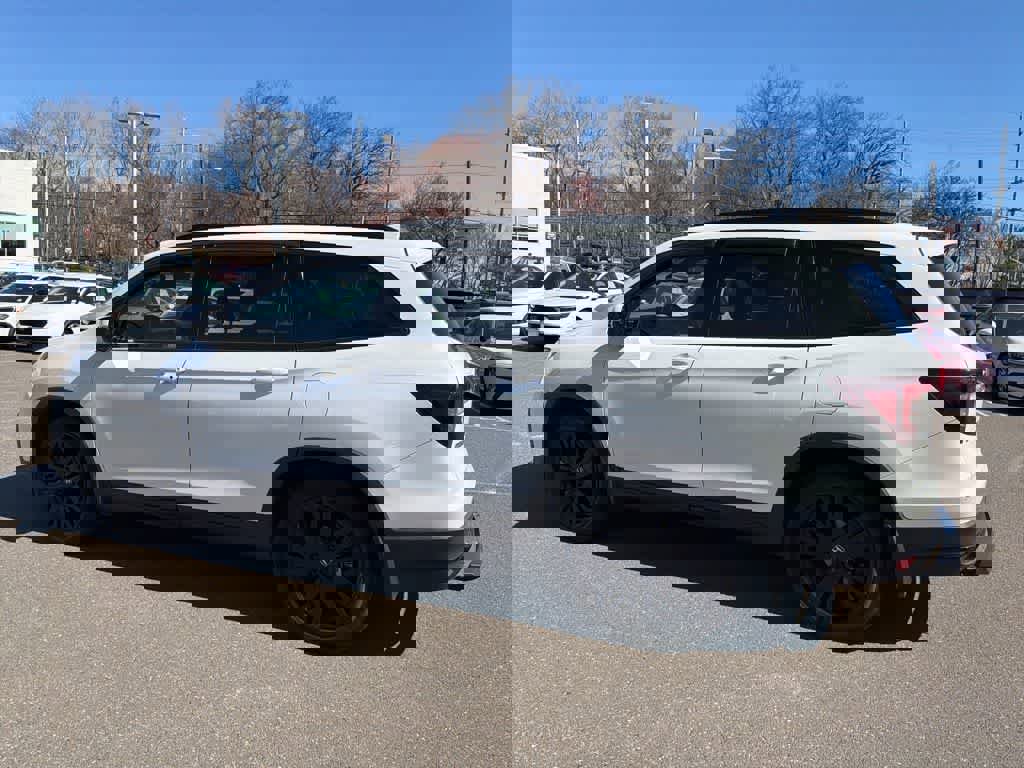 Used 2022 Honda Pilot Black Edition image 6