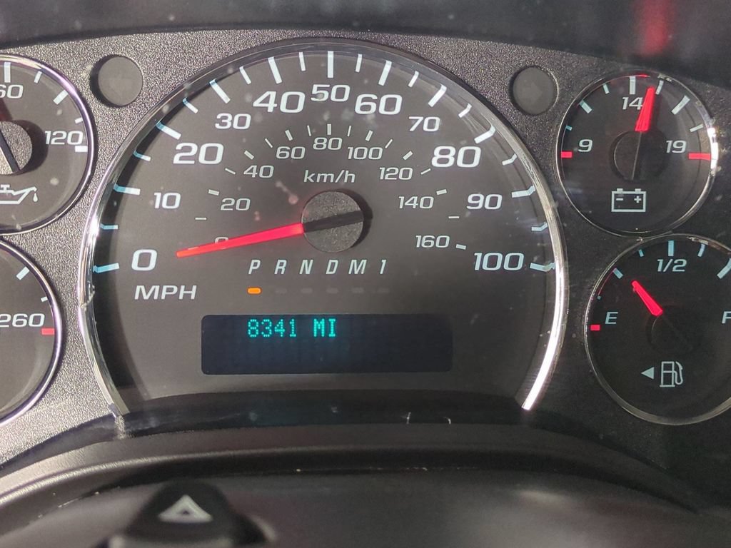 Used 2025 Chevrolet Express 2500 w/ Driver Convenience Package RWD image 17