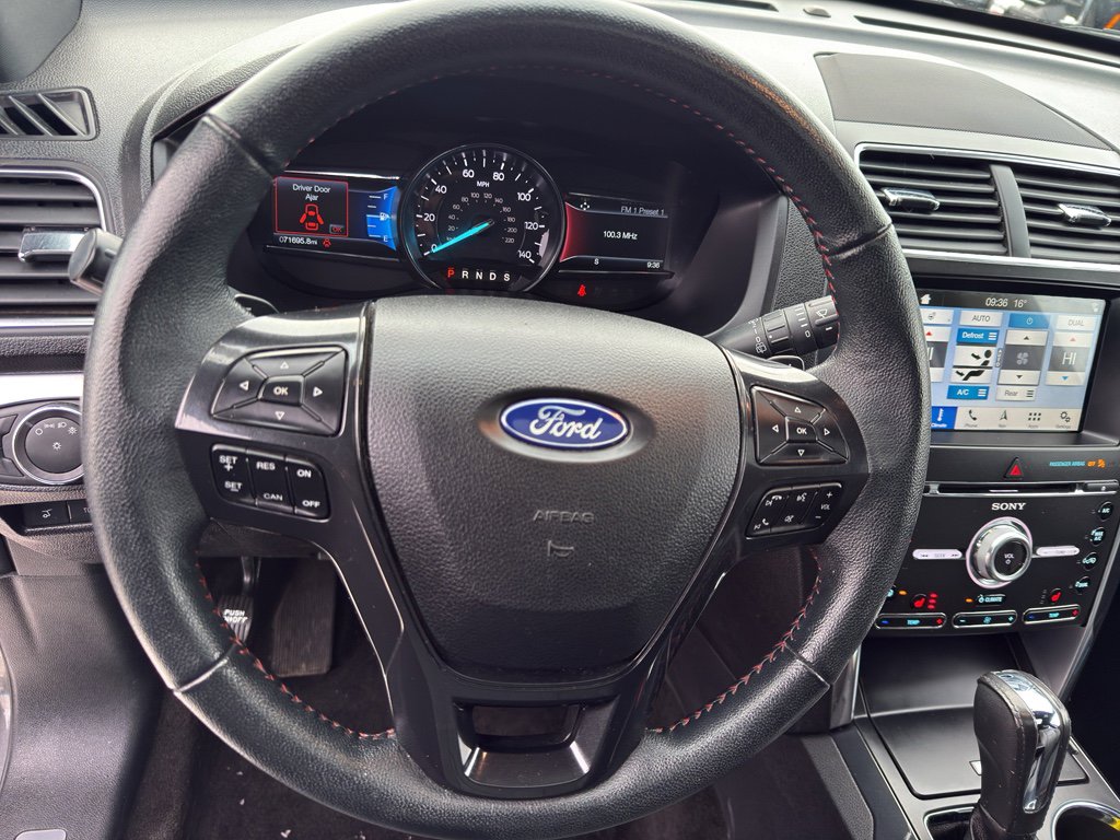 Used 2018 Ford Explorer Sport image 16