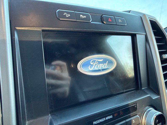 Used 2018 Ford F150 Lariat w/ Equipment Group 502A Luxury AWD/4WD image 10