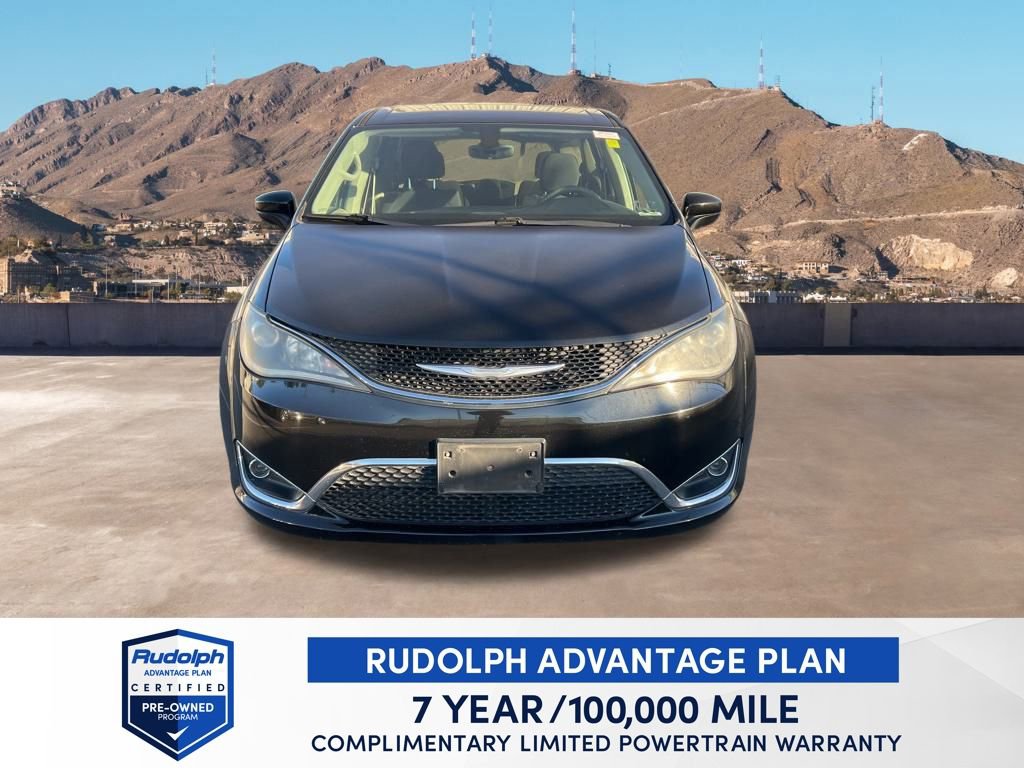 Used 2017 Chrysler Pacifica Touring Plus w/ Tire & Wheel Group image 9
