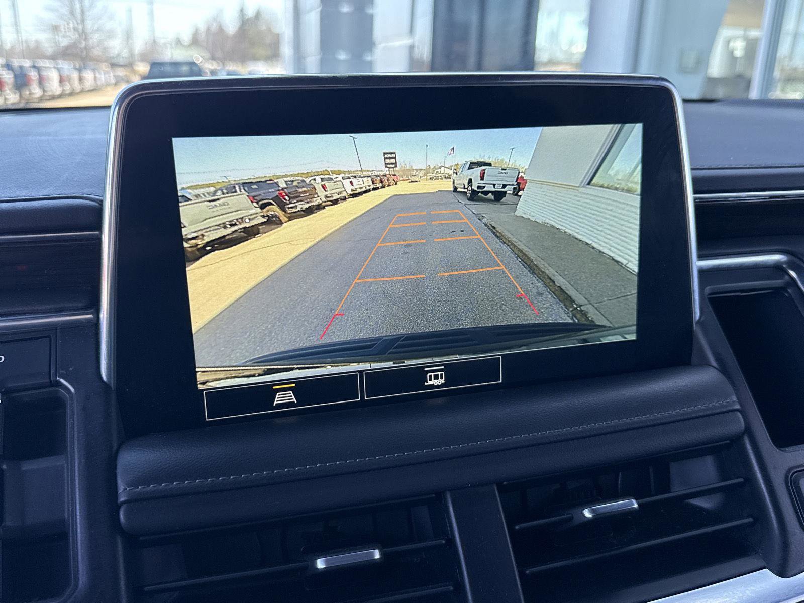 Used 2021 GMC Yukon SLE image 21