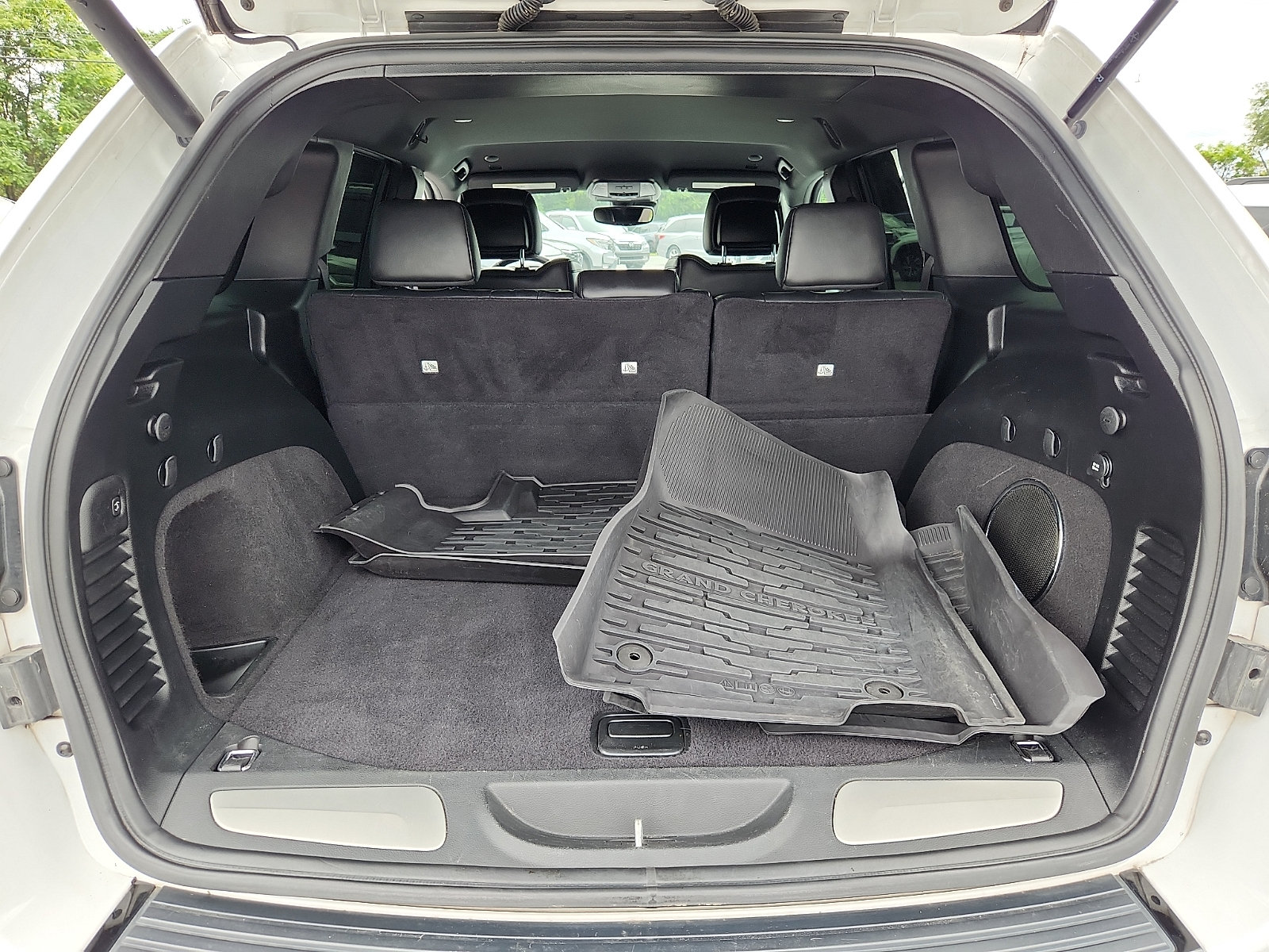 Used 2019 Jeep Grand Cherokee SRT AWD/4WD image 30