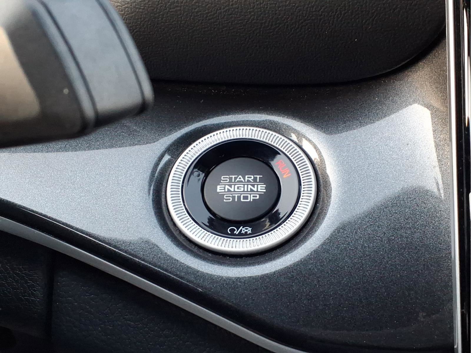 Used 2023 Jeep Grand Cherokee L Altitude image 21