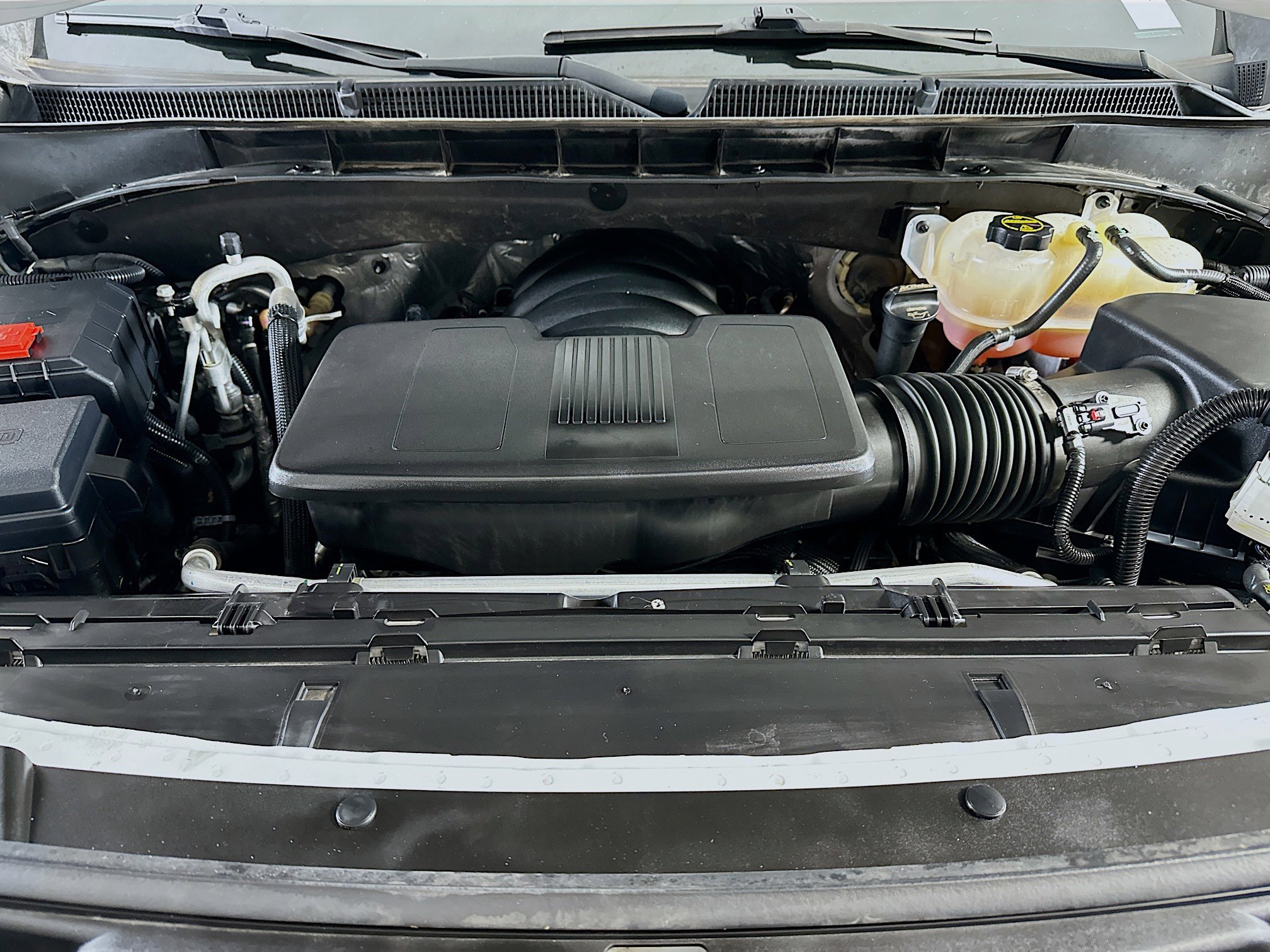 Used 2024 GMC Yukon SLT image 35