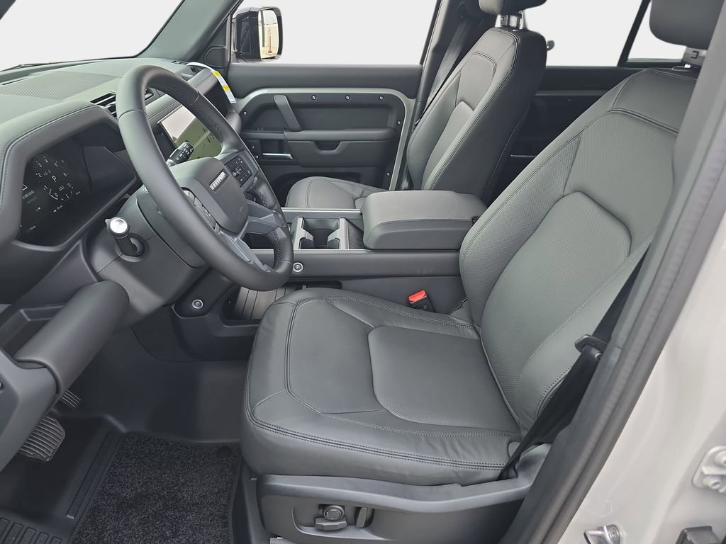 New 2026 Land Rover Defender 110 X-Dynamic SE image 15
