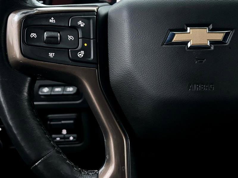 Used 2021 Chevrolet Suburban High Country w/ Premium Package image 14