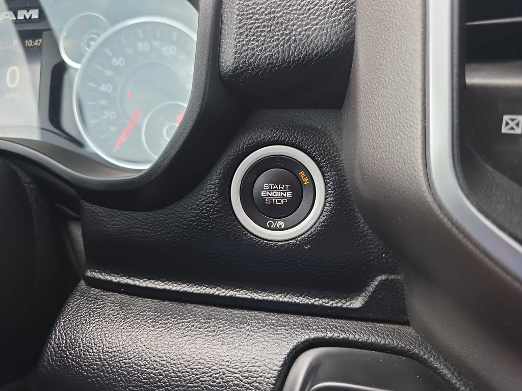 Used 2020 RAM 1500 Big Horn AWD/4WD image 22