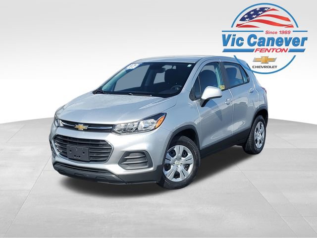 Used 2017 Chevrolet Trax LS image 1