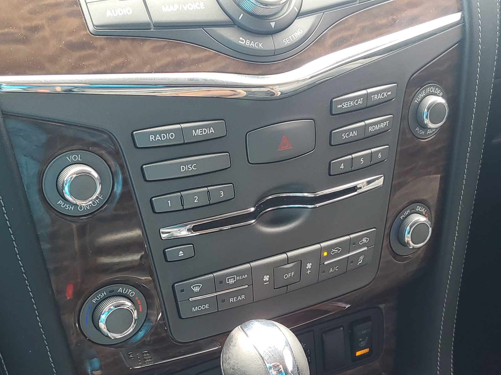 Used 2018 Nissan Armada SV w/ Driver Package RWD image 24