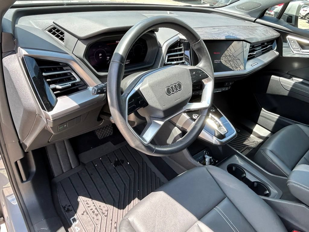 Used 2023 Audi Q4 e-tron Premium Plus w/ Premium Plus RWD image 17