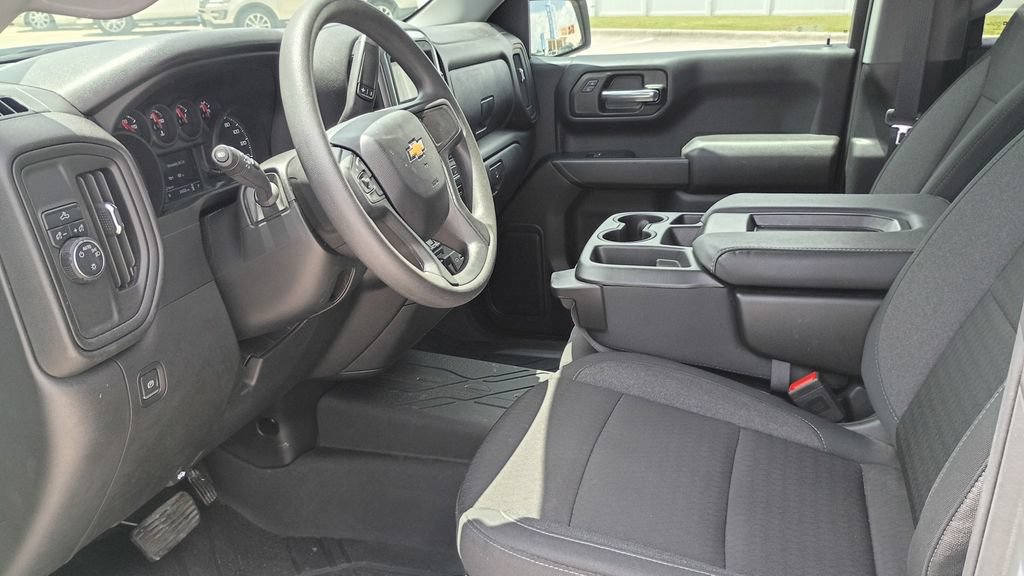 Used 2024 Chevrolet Silverado 1500 Custom w/ LPO, Dark Essentials Package RWD image 21