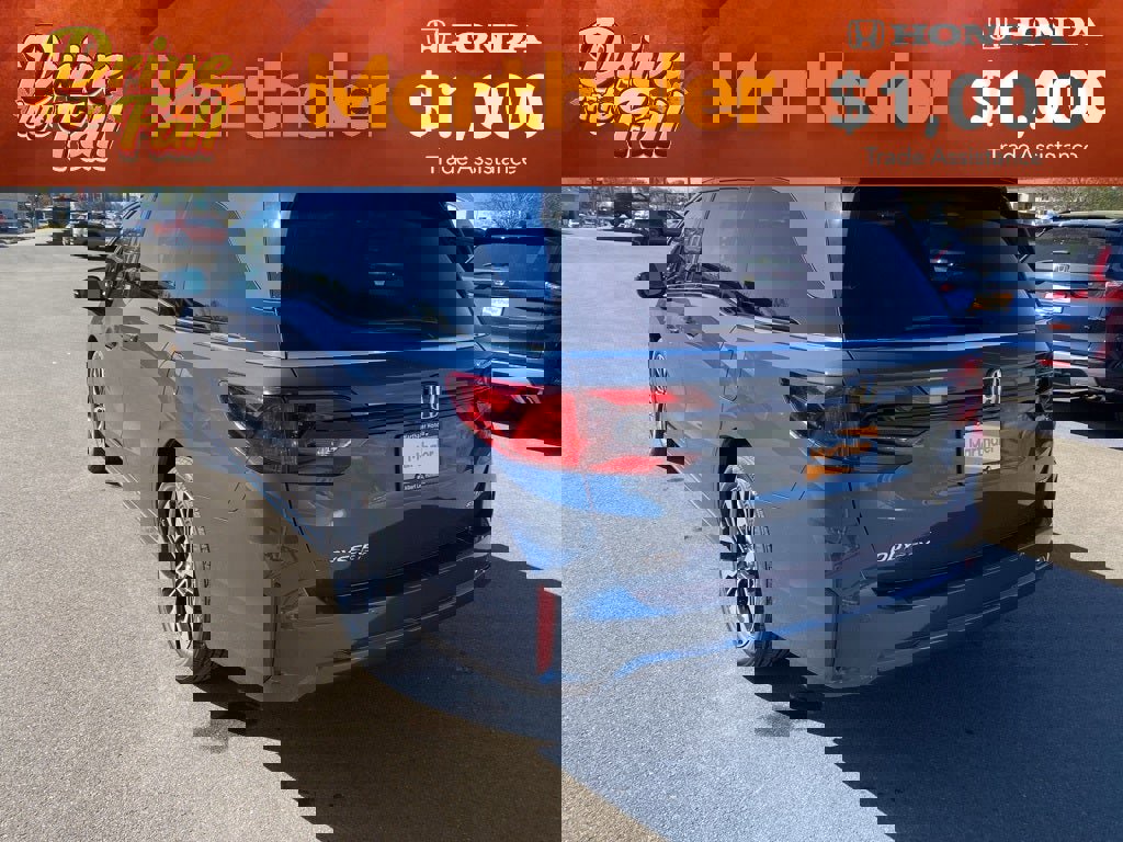 New 2026 Honda Odyssey Elite image 3