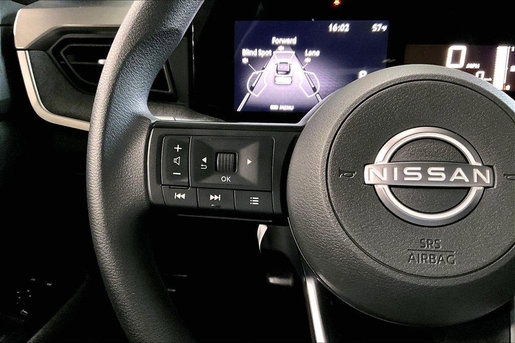 Certified 2025 Nissan Kicks SV image 21